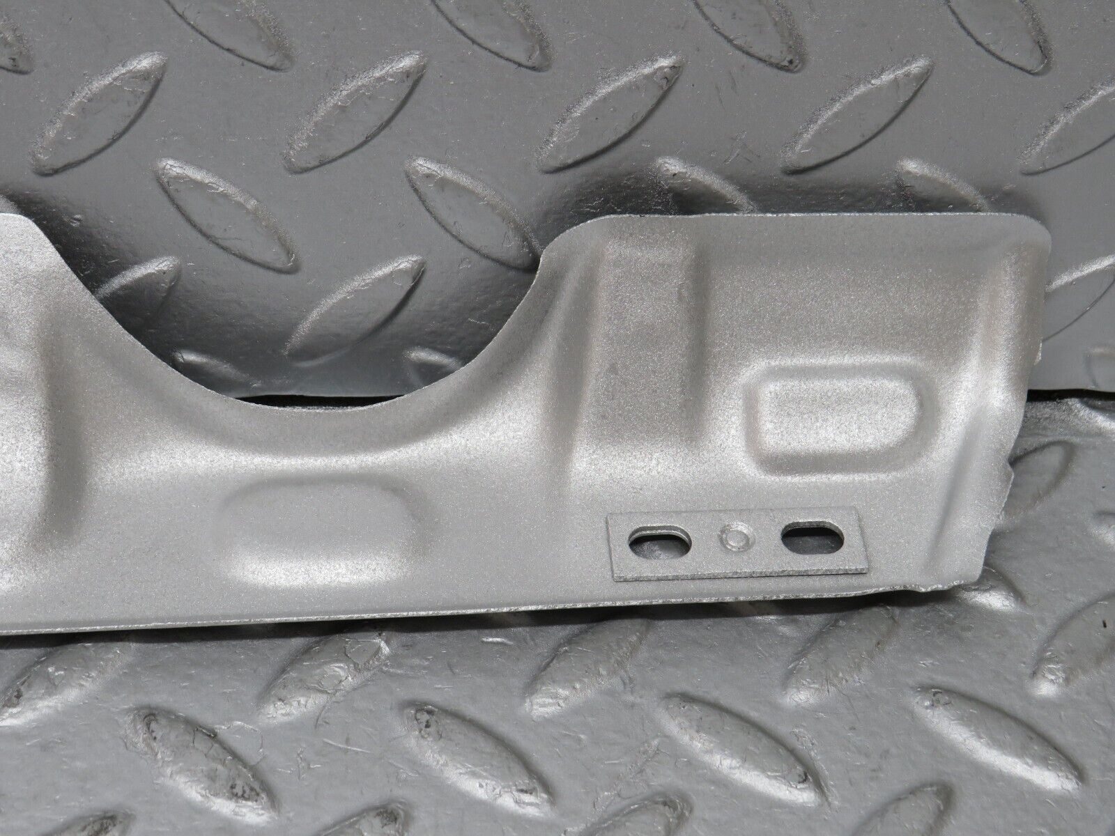 36346 Mercedes-Benz W126 420SE Exhaust Manifold Heat Shield