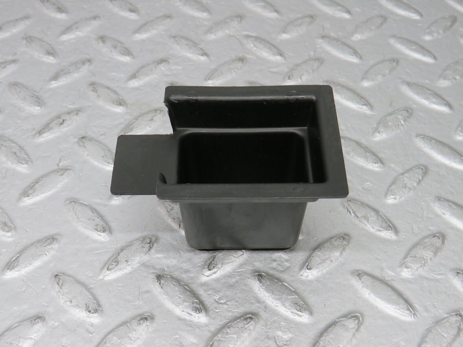 36718 Mercedes-Benz W201 190E 2.0L Switch Holder 2018210065