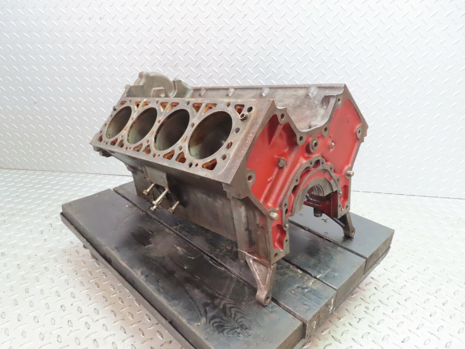 7562 Mercedes-Benz C107 350SLC Coupe Engine Block 1160110601 M116.982