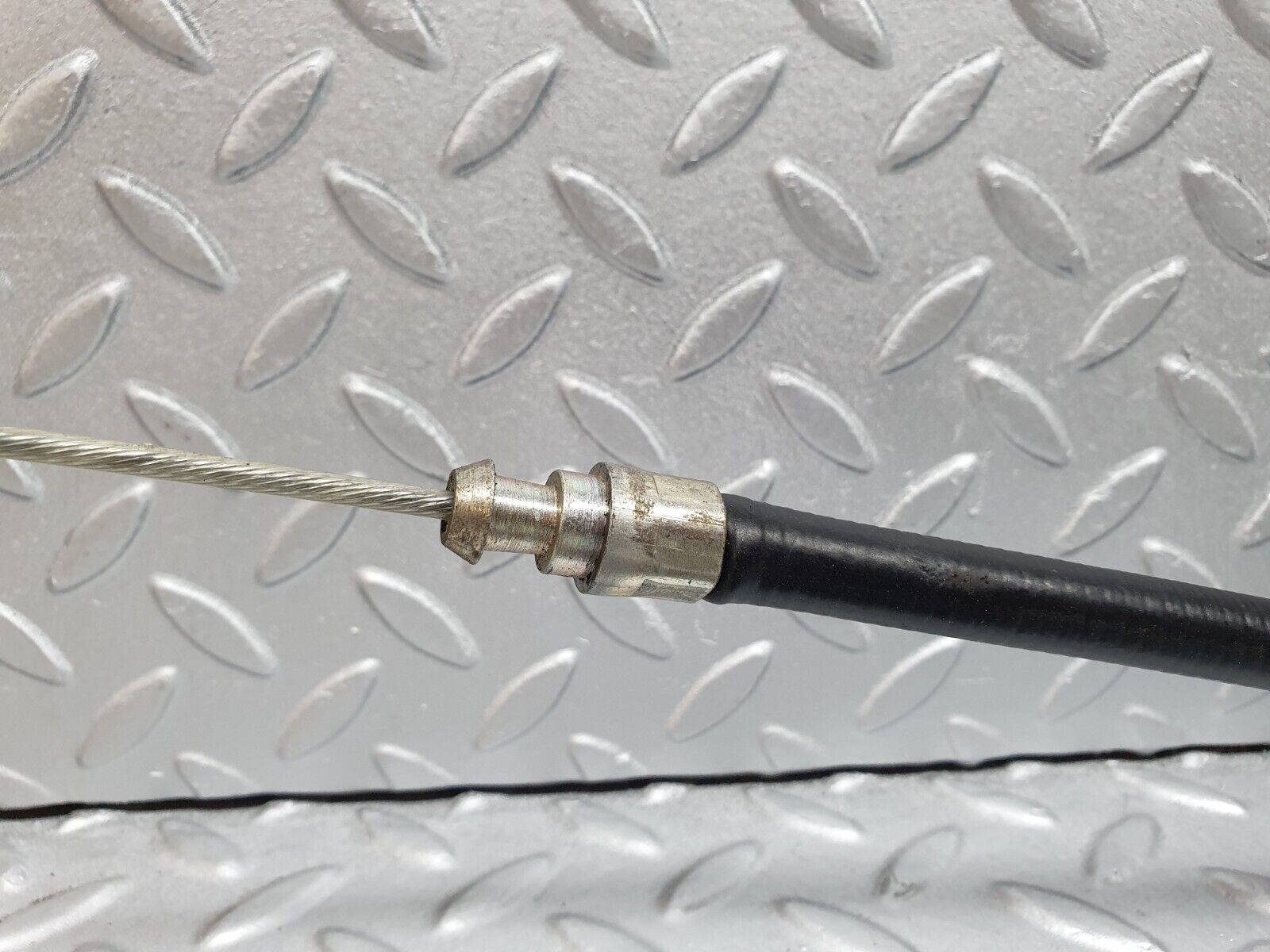 41472 Mercedes-Benz W124 200E Handbrake Cable 1244203685