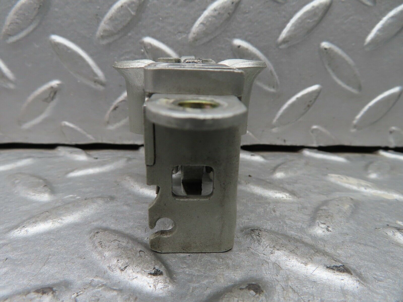 19336 Mercedes-Benz C140 CL420 Coupe Bonnet Lock Pair 2028800160