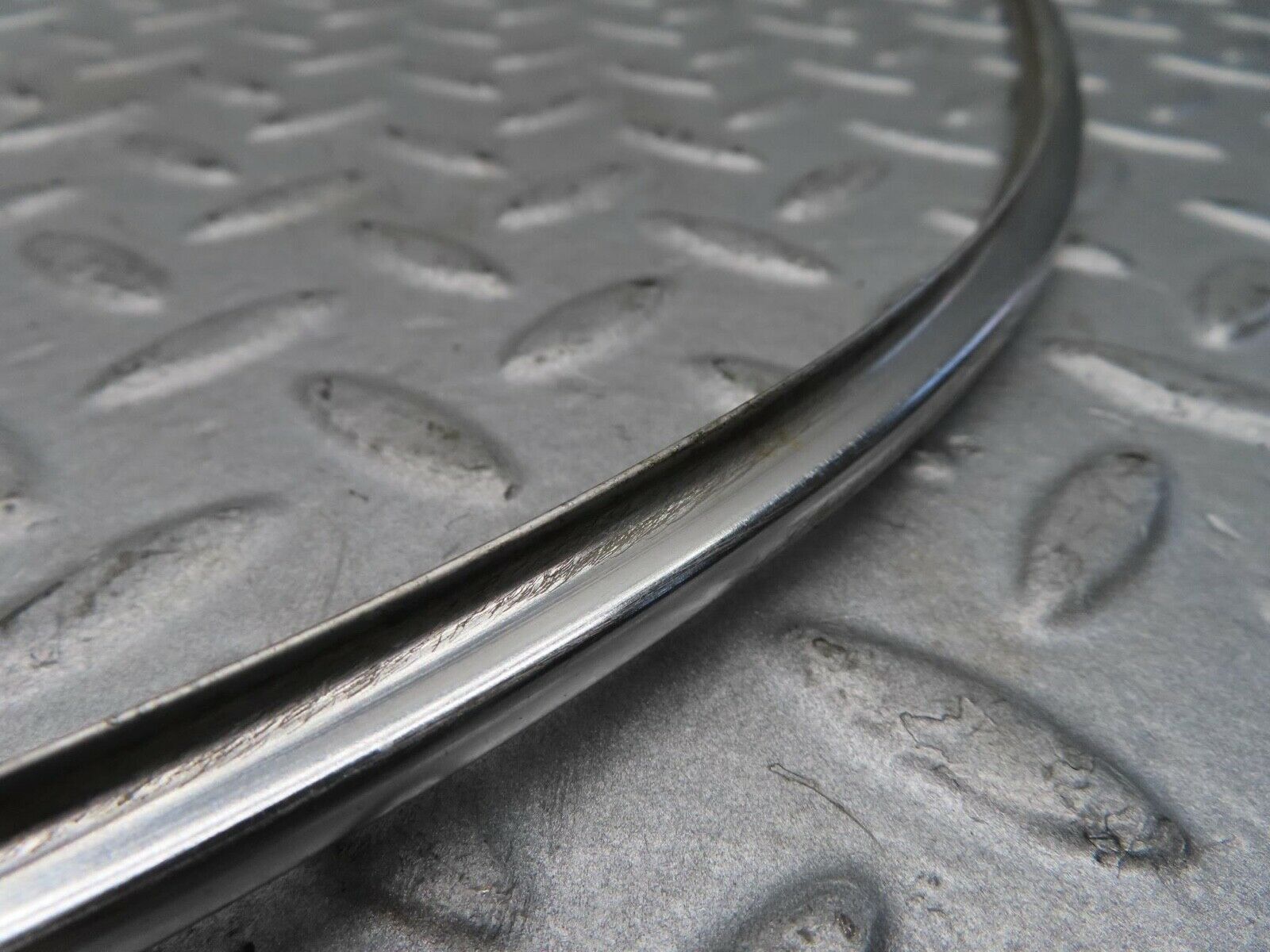 12545 Mercedes-Benz W108 280SE 3.5 Roof Chrome Trim Left Side