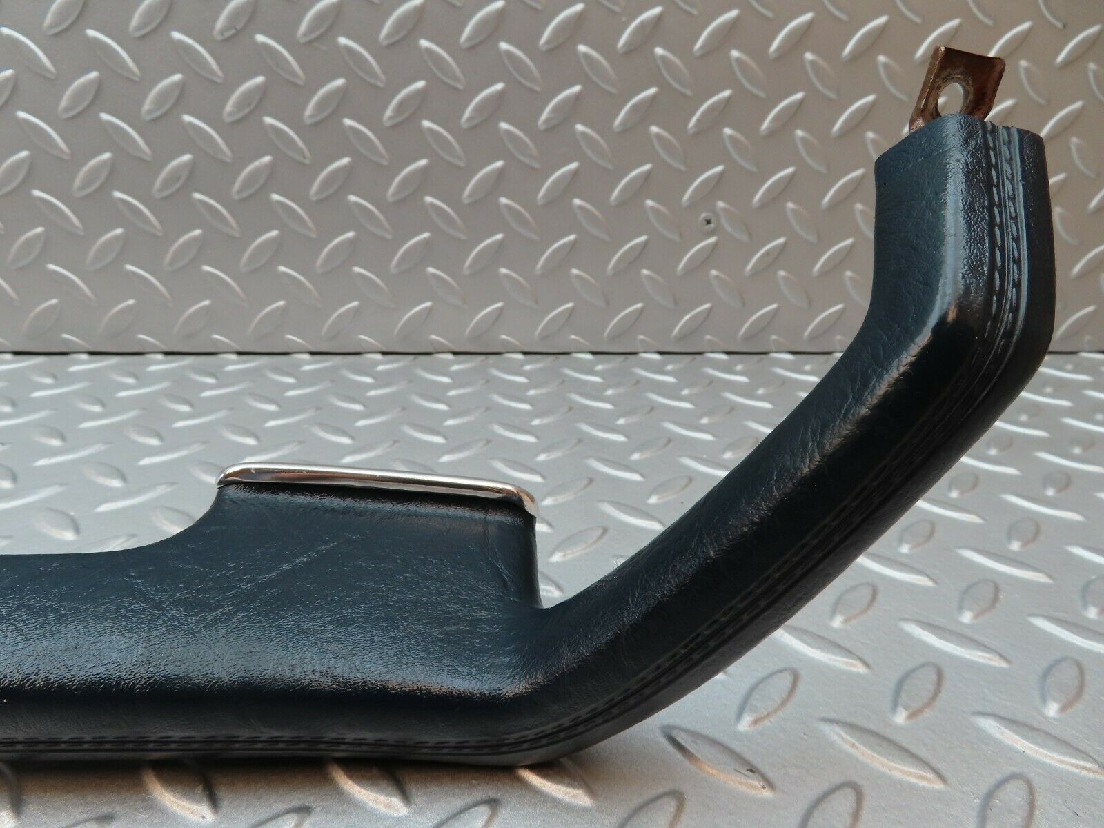 4280 Mercedes-Benz W123 230E Interior Door Handle Front Left Blue 1239701701