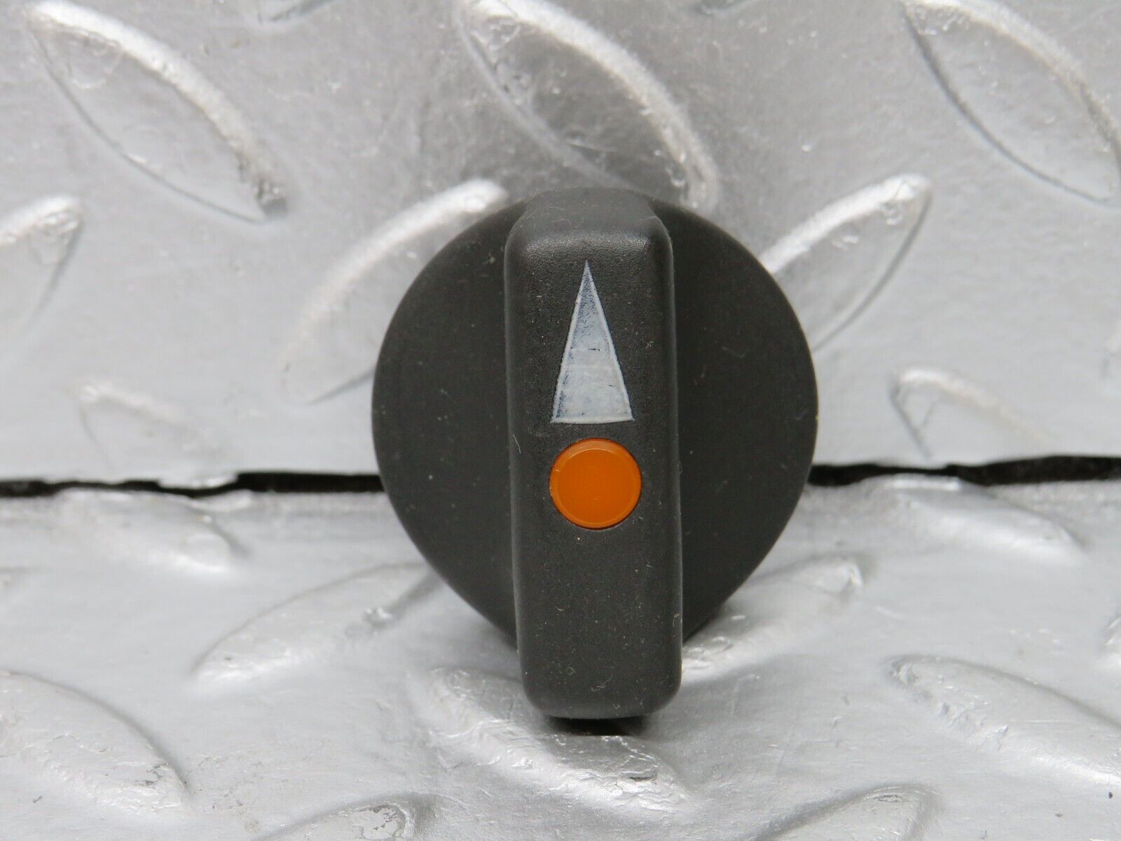 34352 Mercedes-Benz C126 380SEC Coupe Headlight Switch Knob 1265400083