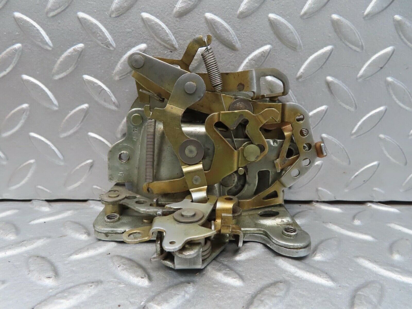 14264 Mercedes-Benz W116 350SE Rear Left Door Lock Mechanism