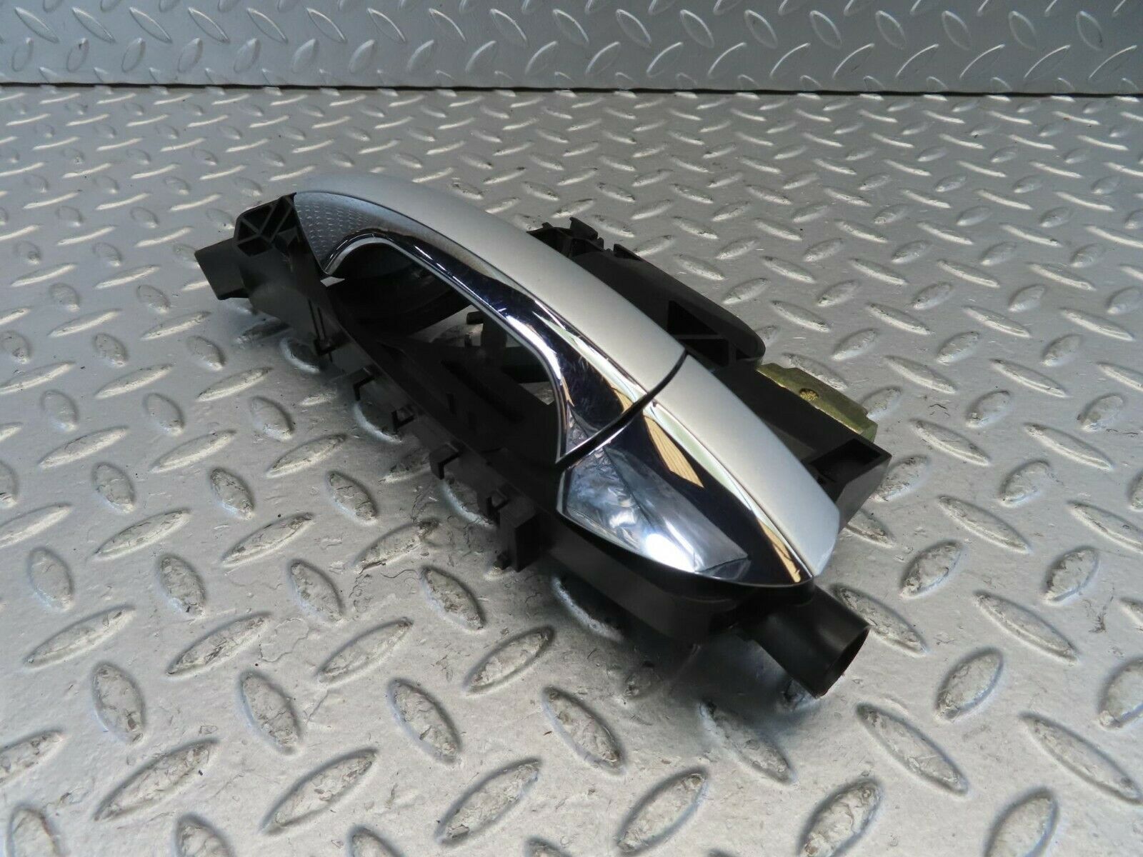 11178 Mercedes-Benz W221 S320 Rear Right Door Handle