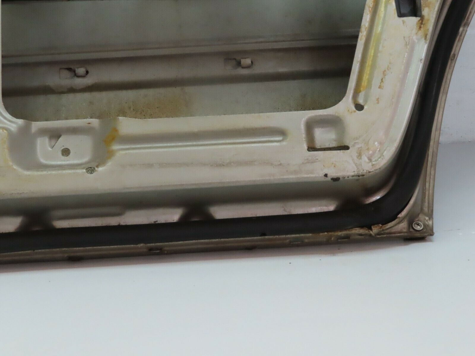 5418 Mercedes-Benz W124 230E Rear Right Door