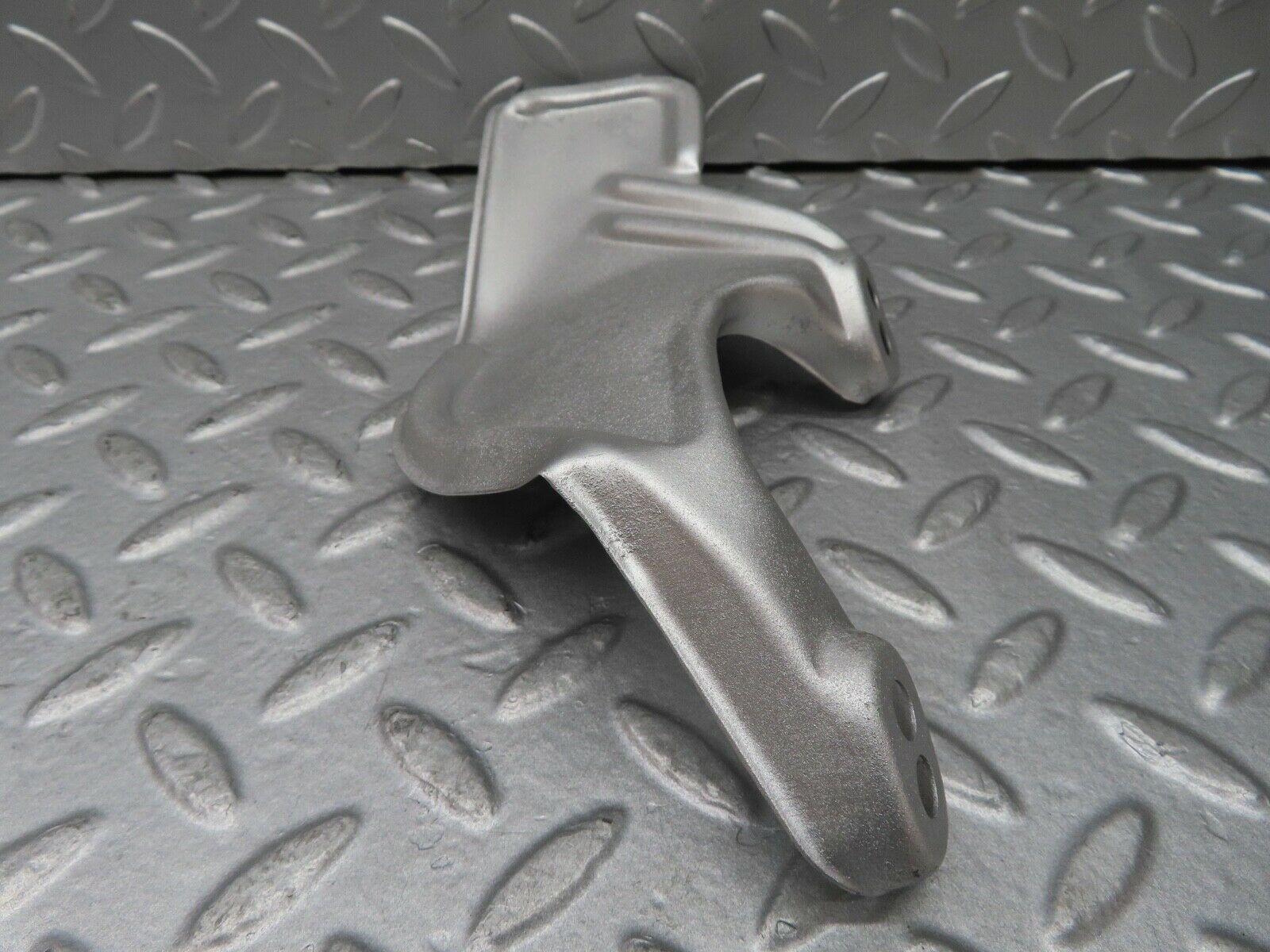 16779 Mercedes-Benz C107 380SLC Starter Motor Heat Shield