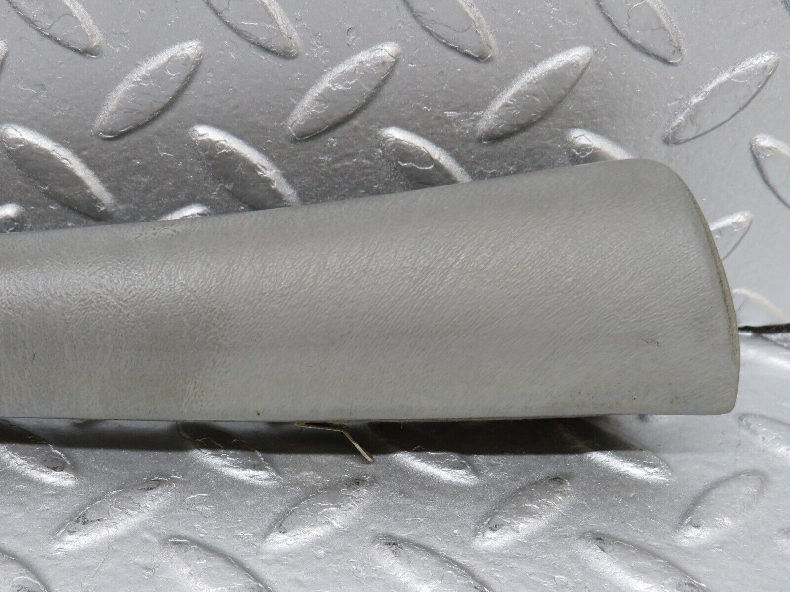 35971 Mercedes-Benz W126 420SE Front Right Door Panel Cover Grey