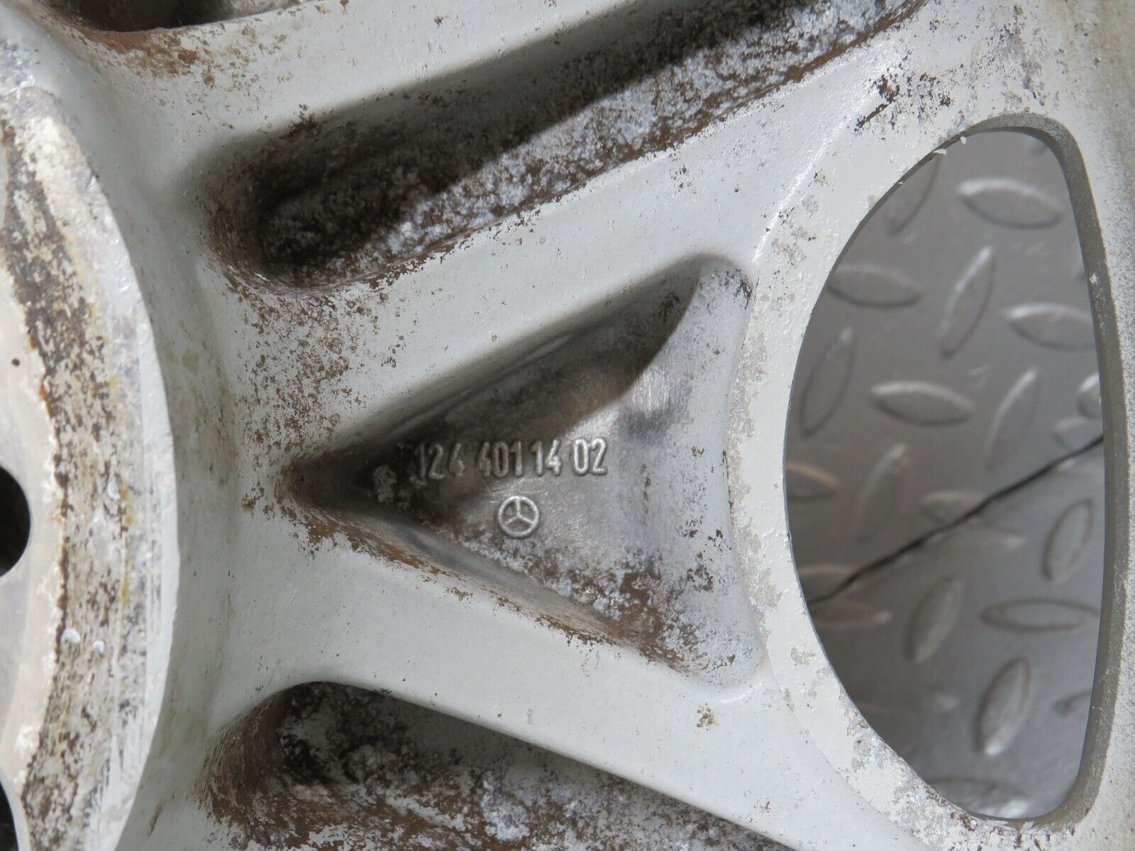 39530 Mercedes-Benz Alloy Wheel Set 8Jx16H2 ET34 1244011402