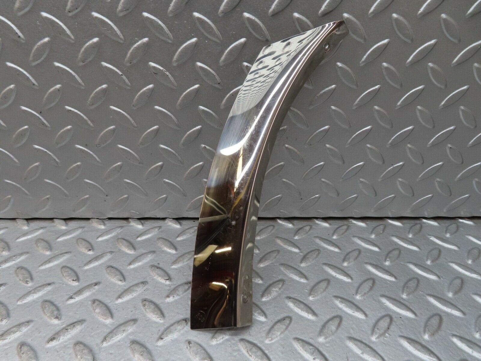 17681 Mercedes-Benz W116 450SEL Rear Left Wheel Arch Lower Chrome Trim