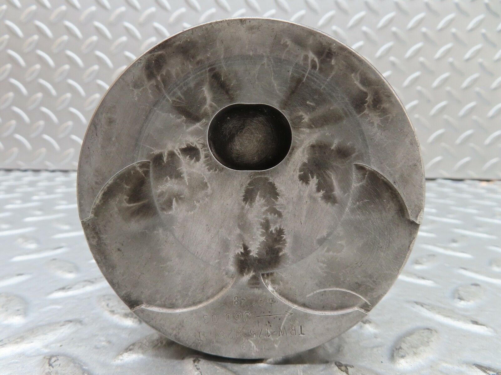 19196 Mercedes-Benz W123 300D Piston With Connecting Rod 91.48 mm