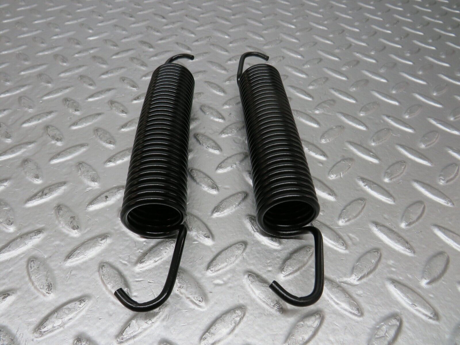 26846 Mercedes-Benz W123 240D Trunk Lid Hinge Spring