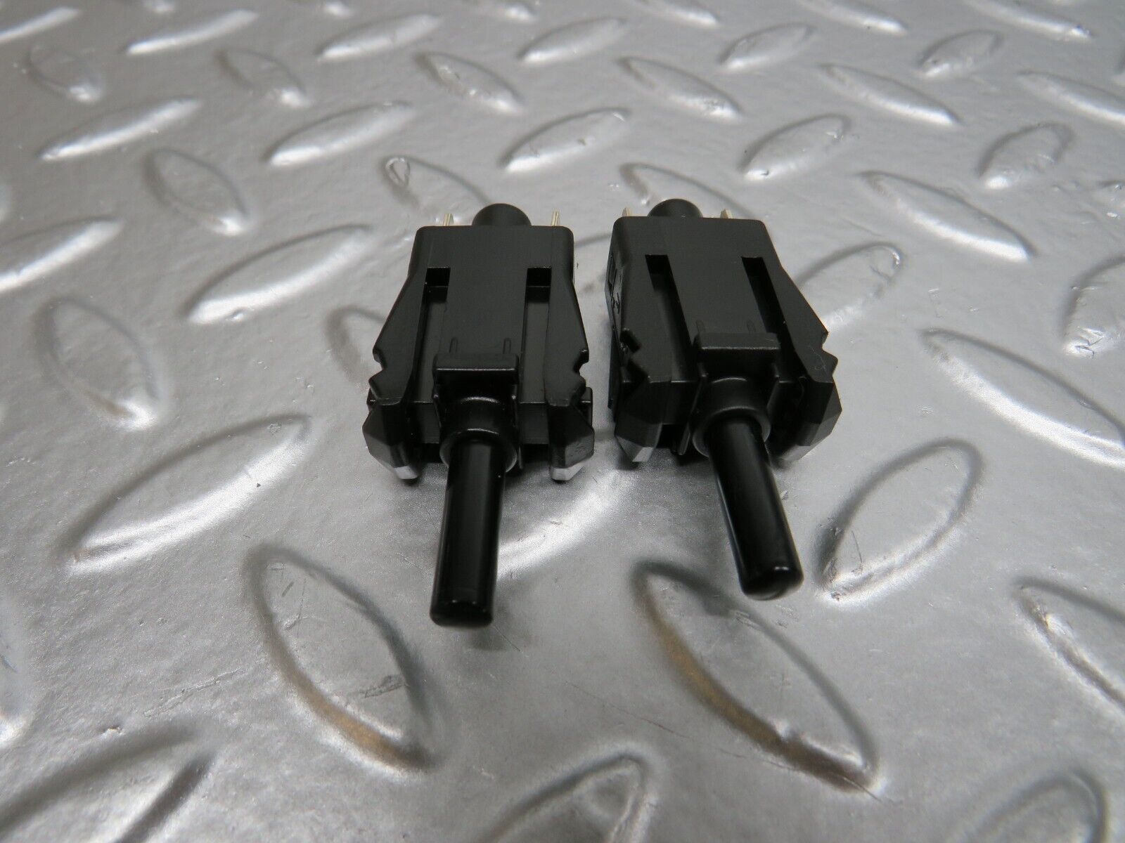 24687 Mercedes-Benz W140 S320 Door Contact Switch Pair 0015458714