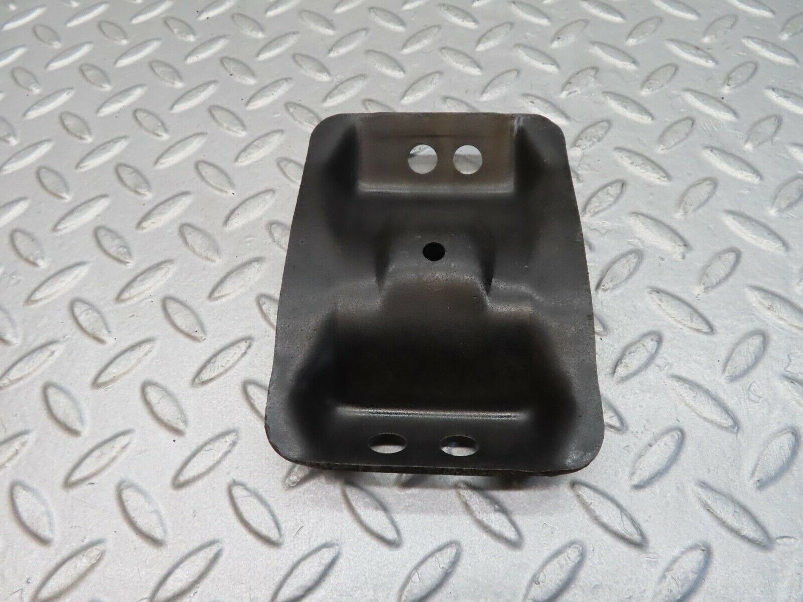 12088 Mercedes-Benz R129 300SL Coupe Gearbox Mount