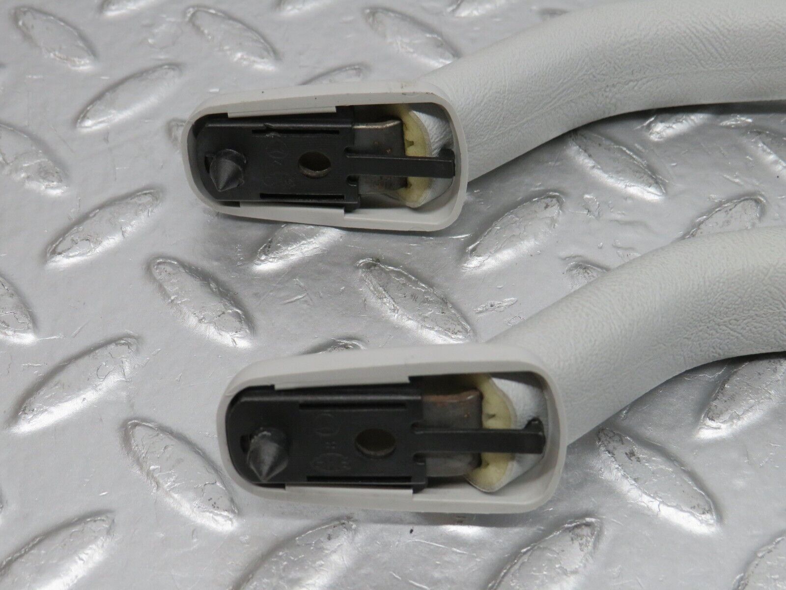 32551 Mercedes-Benz S124 300TE Wagon Rear Interior Roof Grab Handle Pair