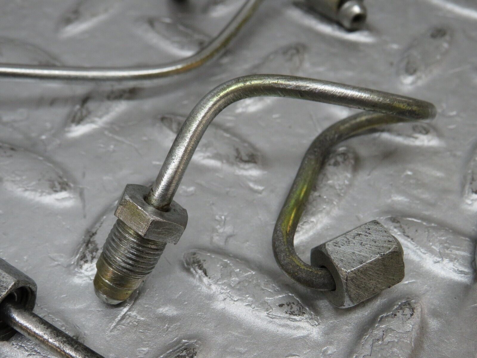 36297 Mercedes-Benz W126 420SE Fuel Line Pipe Set