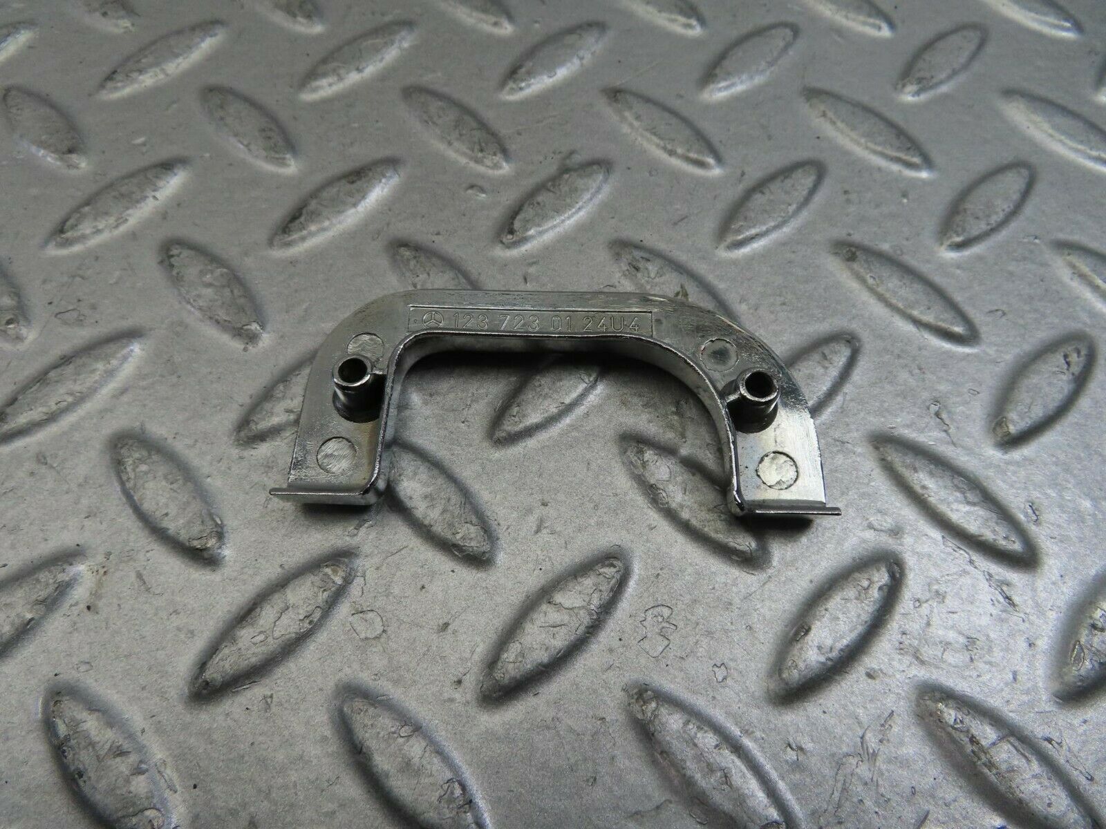 9770 Mercedes-Benz C123 280CE Coupe Left Chrome Door Latch Trim 1237230124