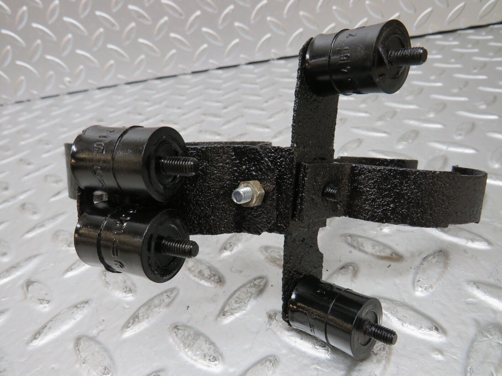 26194 Mercedes-Benz W116 450SE Fuel Pump Fuel Filter Bracket Holder