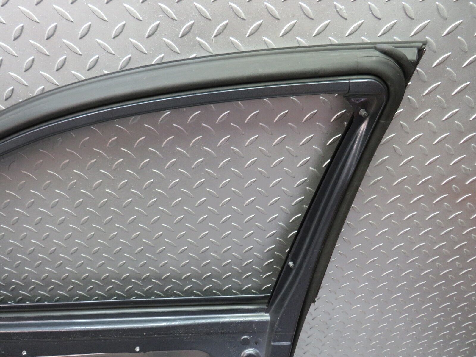 35088 Mercedes-Benz W221 Front Right Door