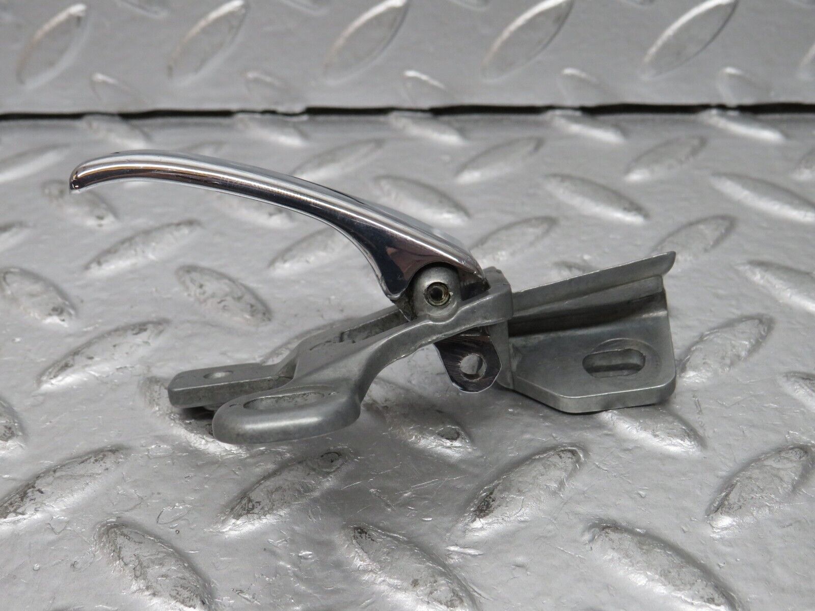 29691 Mercedes-Benz W123 230E Right Door Opener Door Handle 1237600261