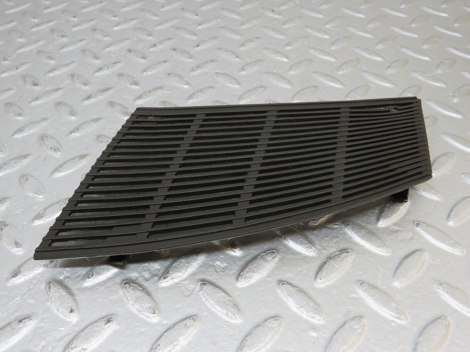 34449 Mercedes-Benz C126 380SEC Coupe Dashboard Speaker Cover Left Side