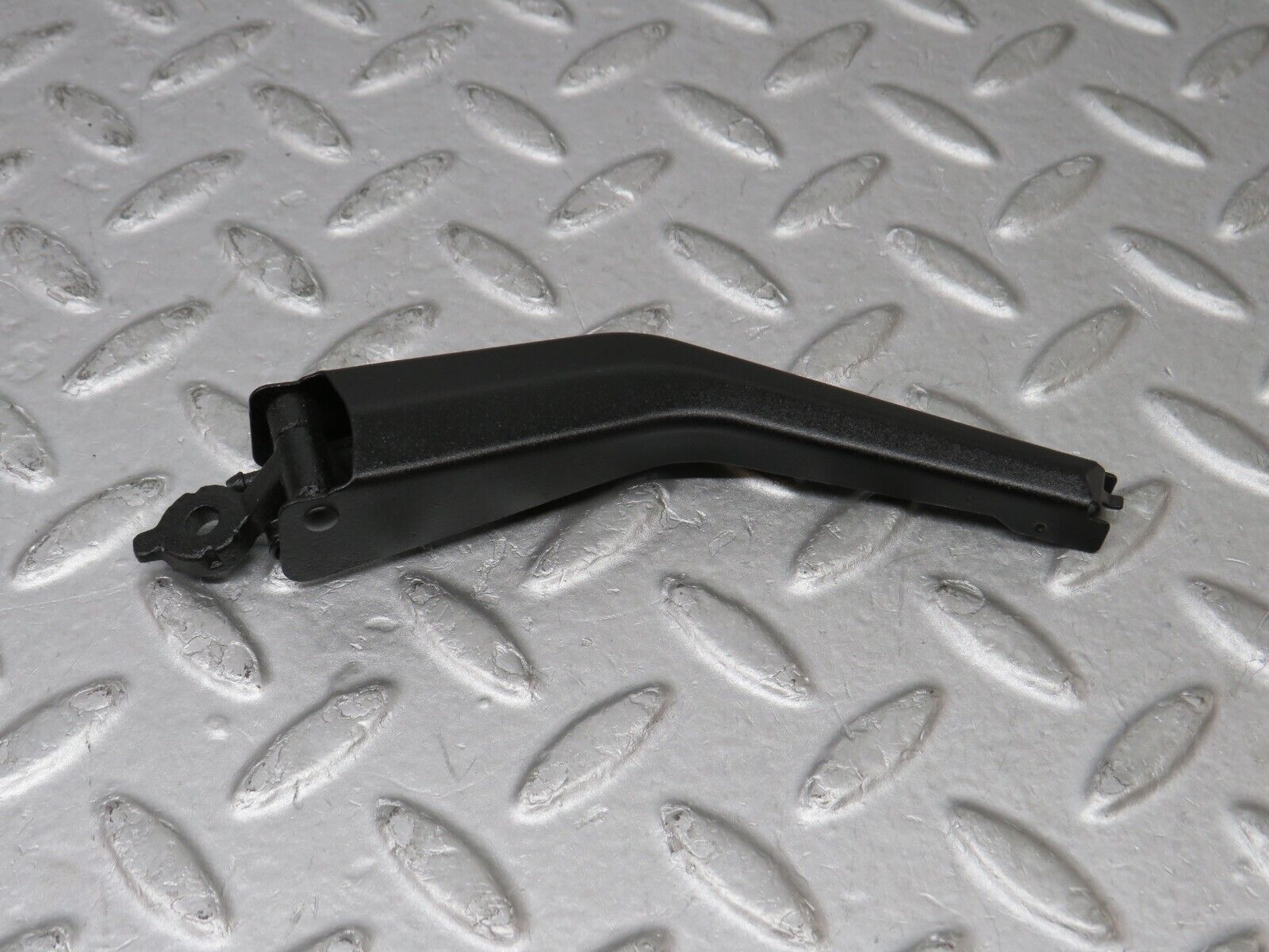 36340 Mercedes-Benz W126 420SE Headlight Wiper Arm Bosch Right Side