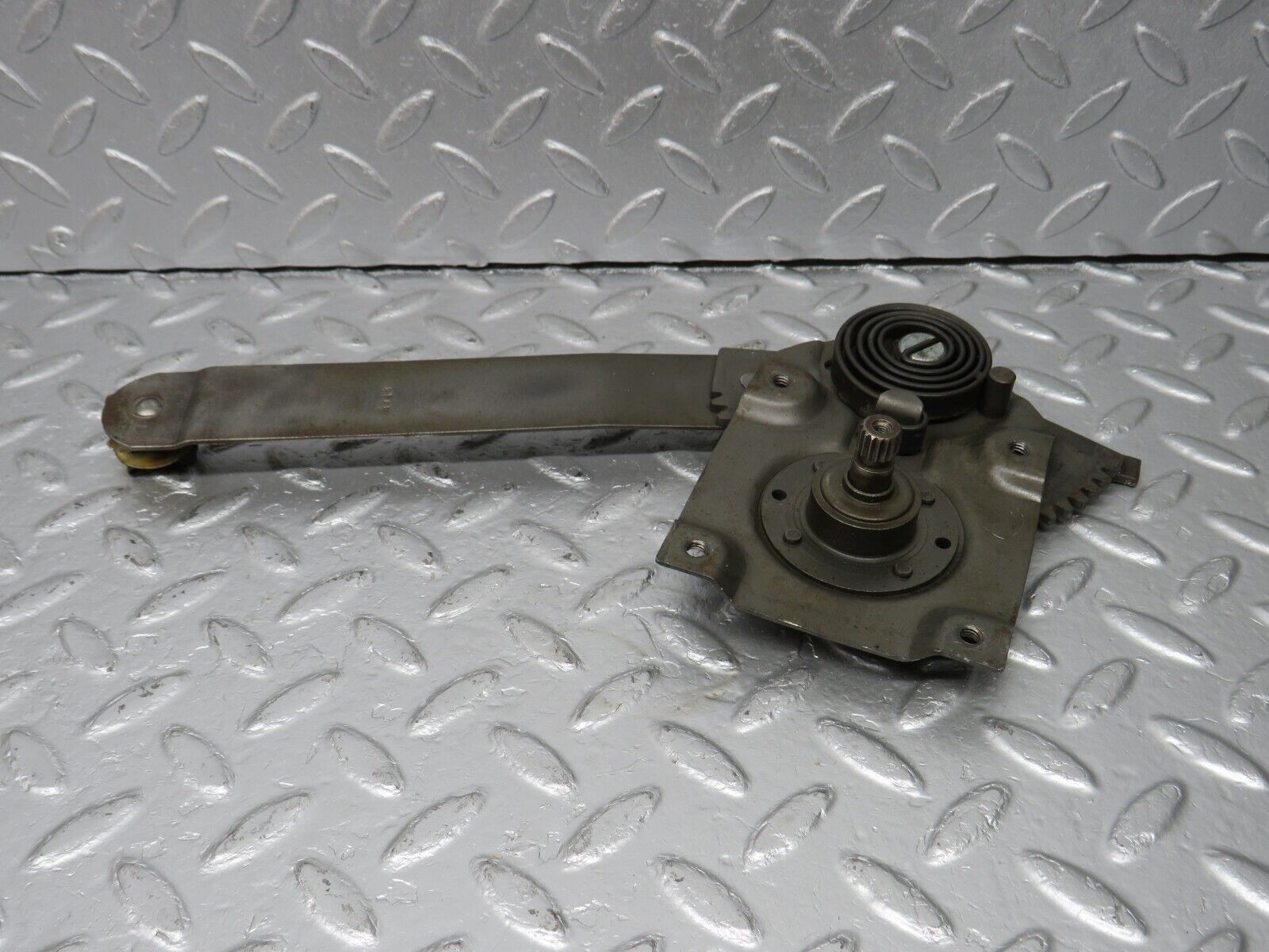 40463 Mercedes-Benz W110 230 Rear Right Door Window Regulator