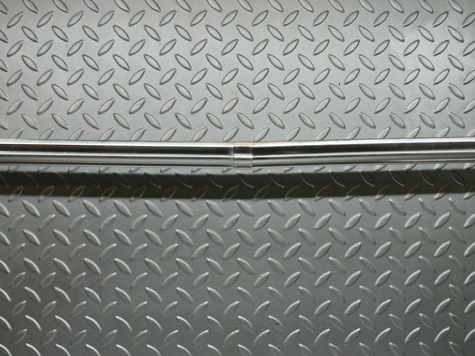 23405 Mercedes-Benz W116 350SE Rear Windscreen Chrome Frame