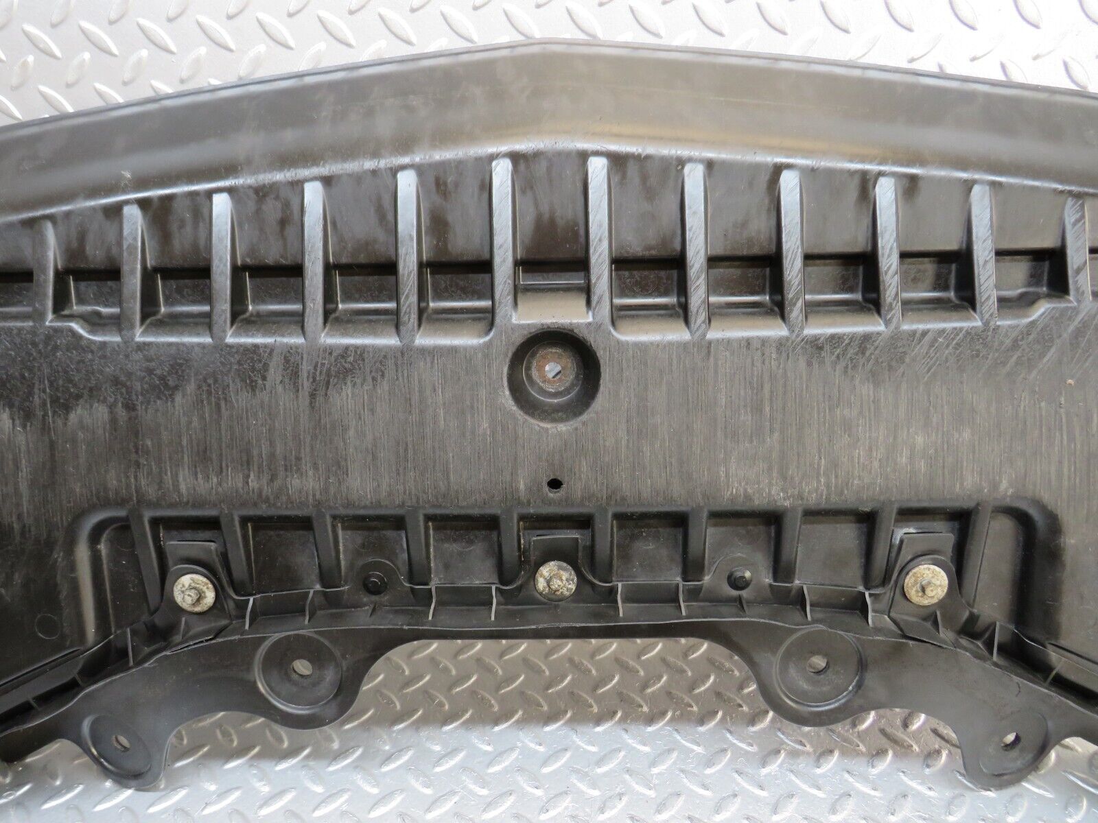 35123 Mercedes-Benz W221 Engine Bay Undertray Cover