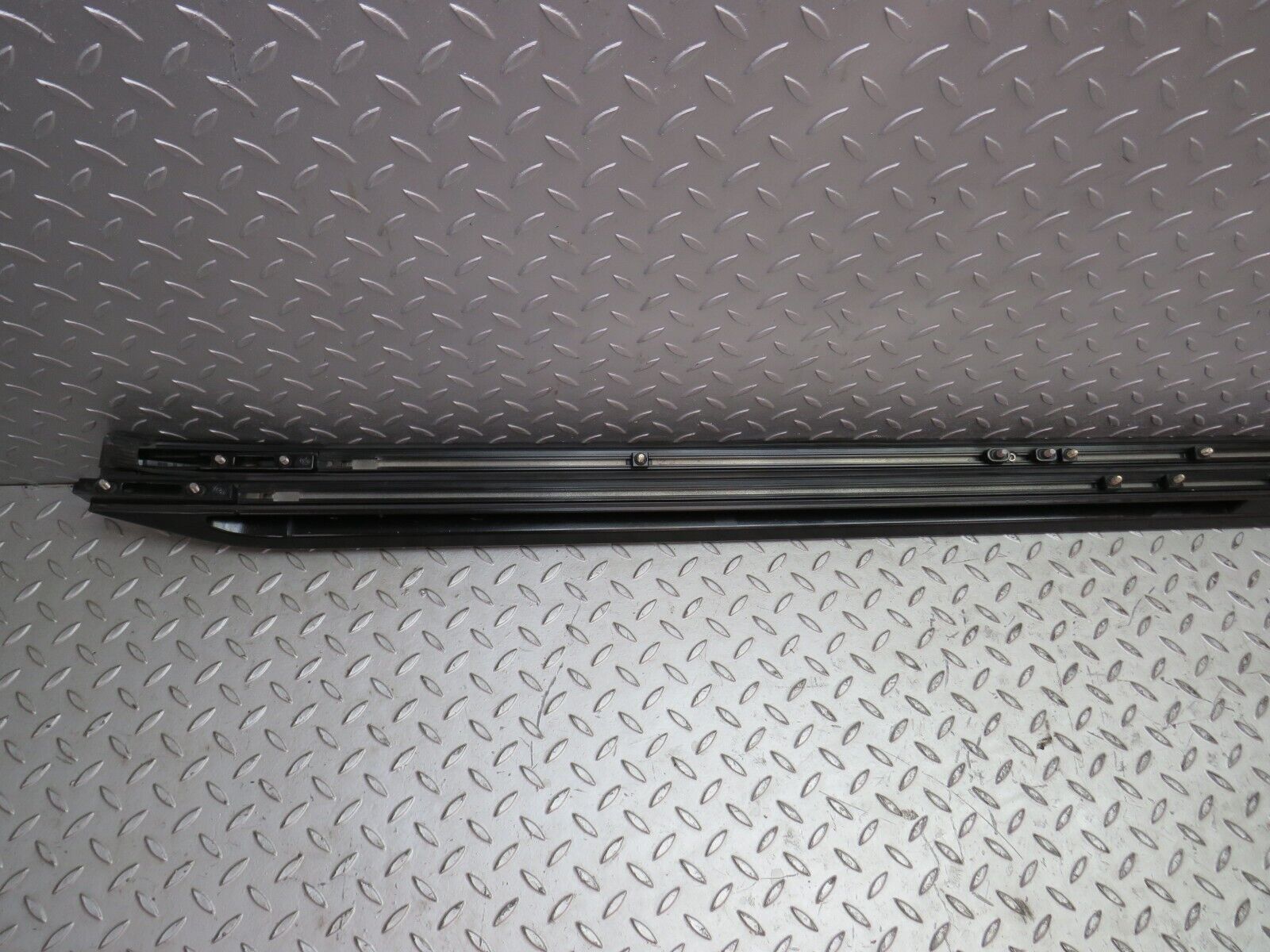 27756 Mercedes-Benz S124 300TE Wagon Roof Rack Rails Pair