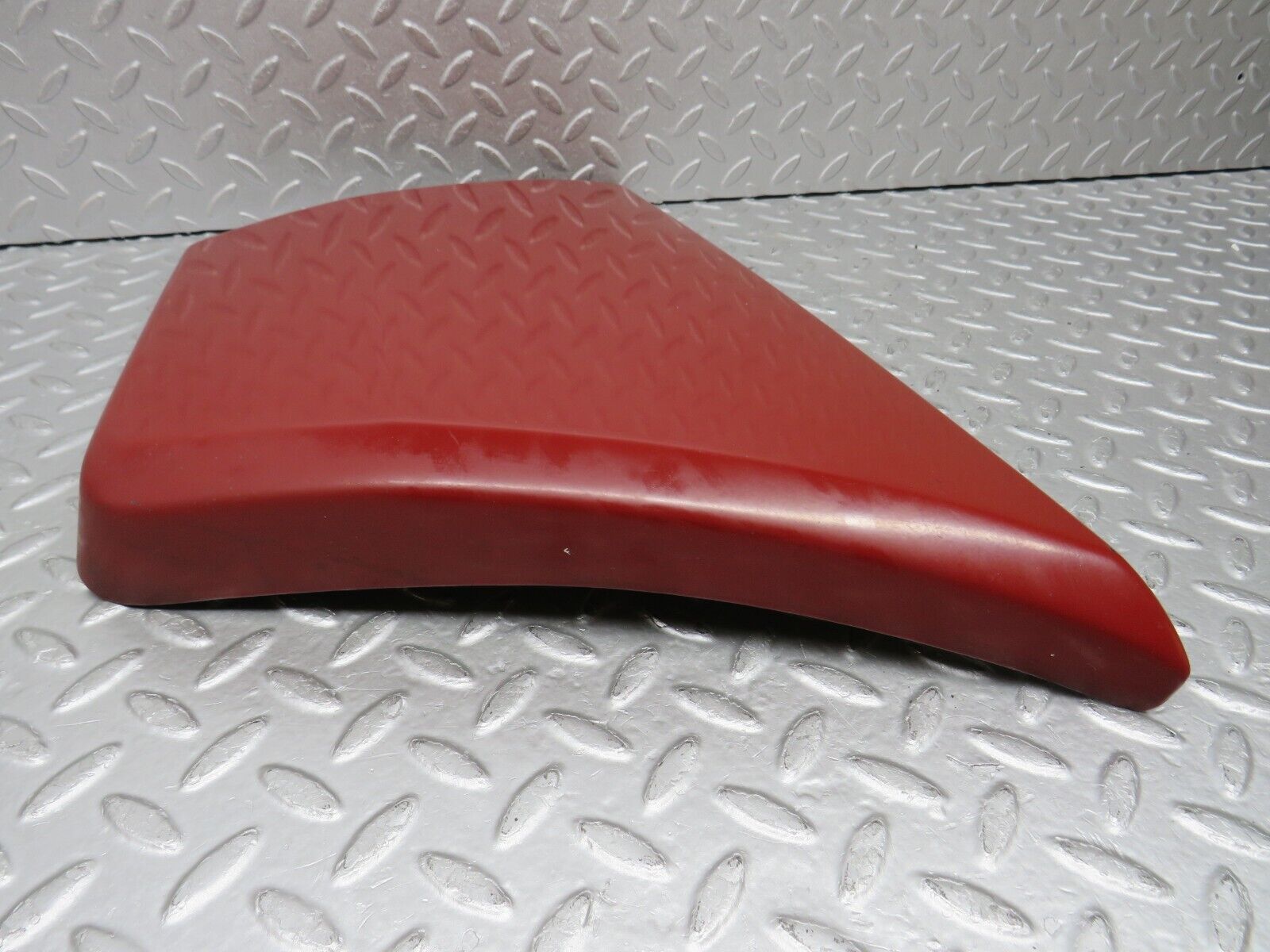 38681 Mercedes-Benz W201 190E 2.6L Rear Right Fender Wing Moulding Trim 2016906240