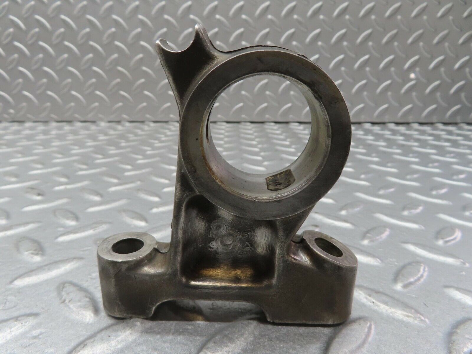 13359 Mercedes-Benz C107 350SLC Coupe Camshaft Tower Bearing