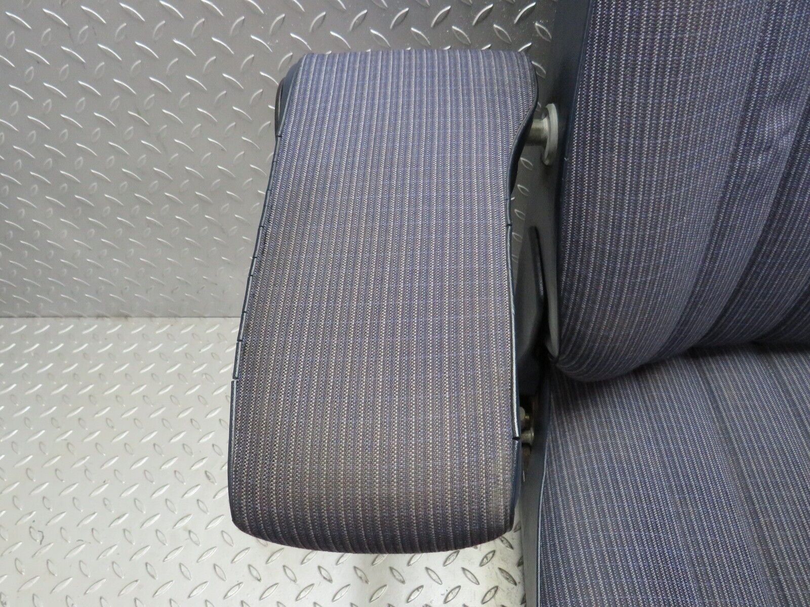 32032 Mercedes-Benz W123 230E Front Left Passenger Seat Blue