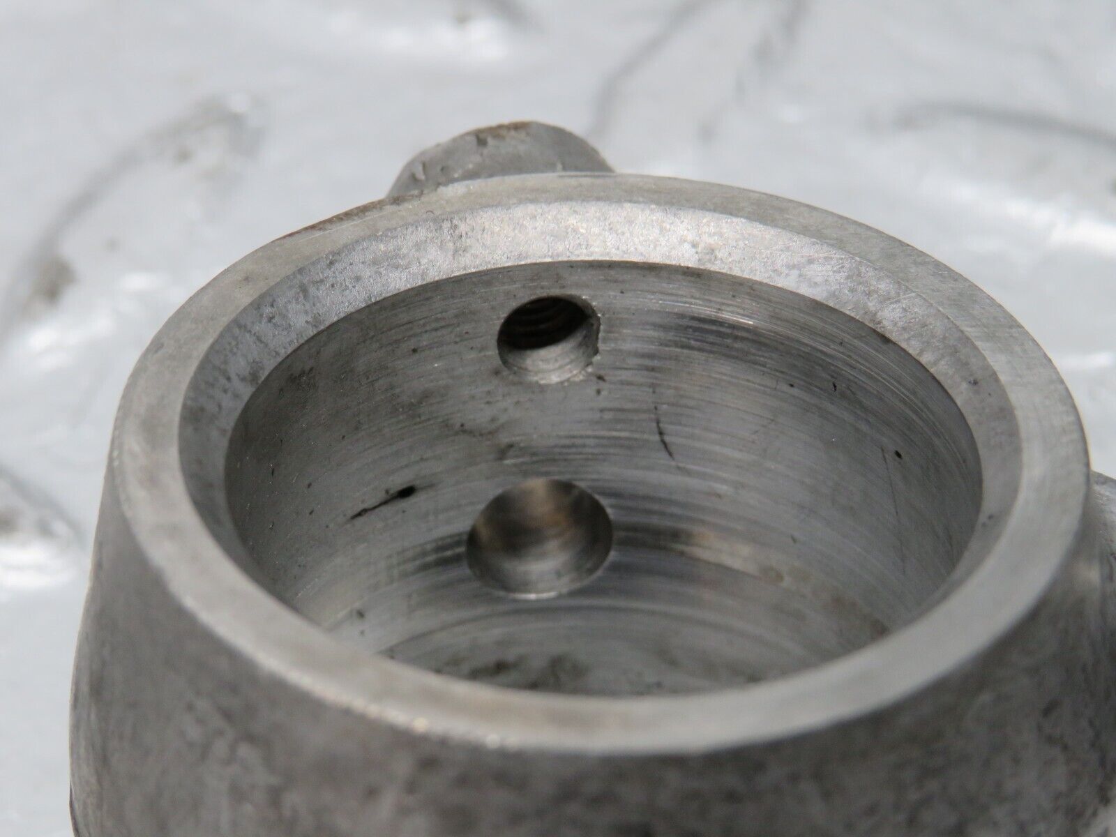 31064 Mercedes-Benz W123 200D Camshaft Tower Bearing Set 6160510612 6160510710