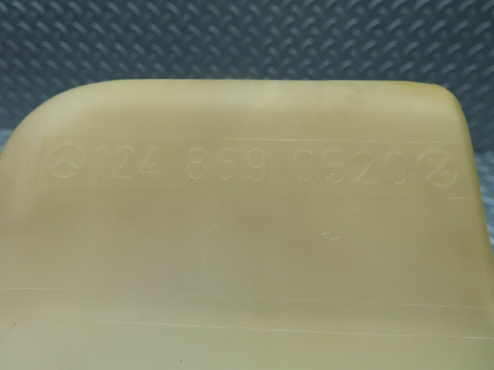 5374 Mercedes-Benz W124 230E Windscreen Washer Fluid Tank 1248690520