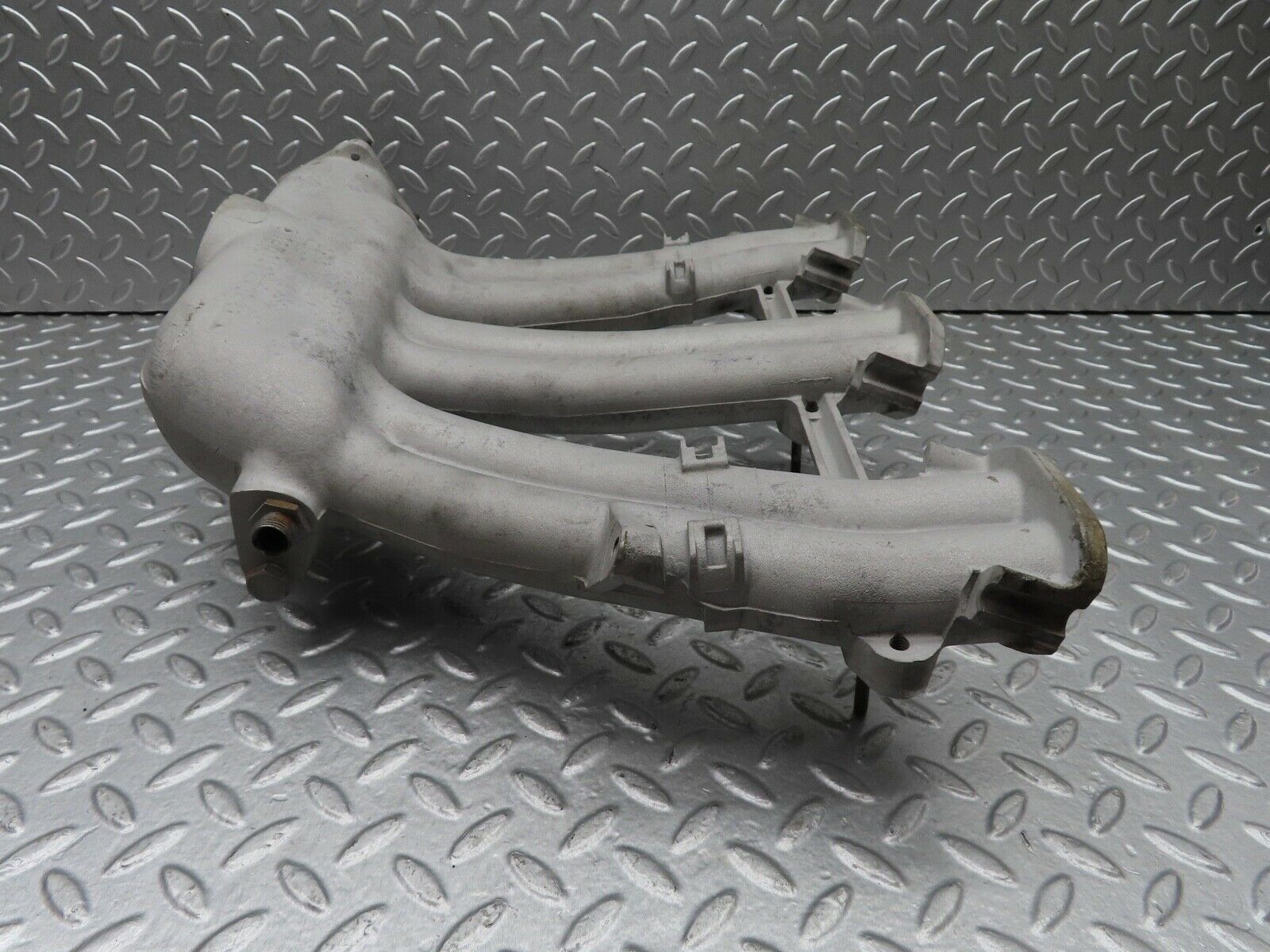 18206 Mercedes-Benz W111 220SE Coupe Intake Manifold 1271412501