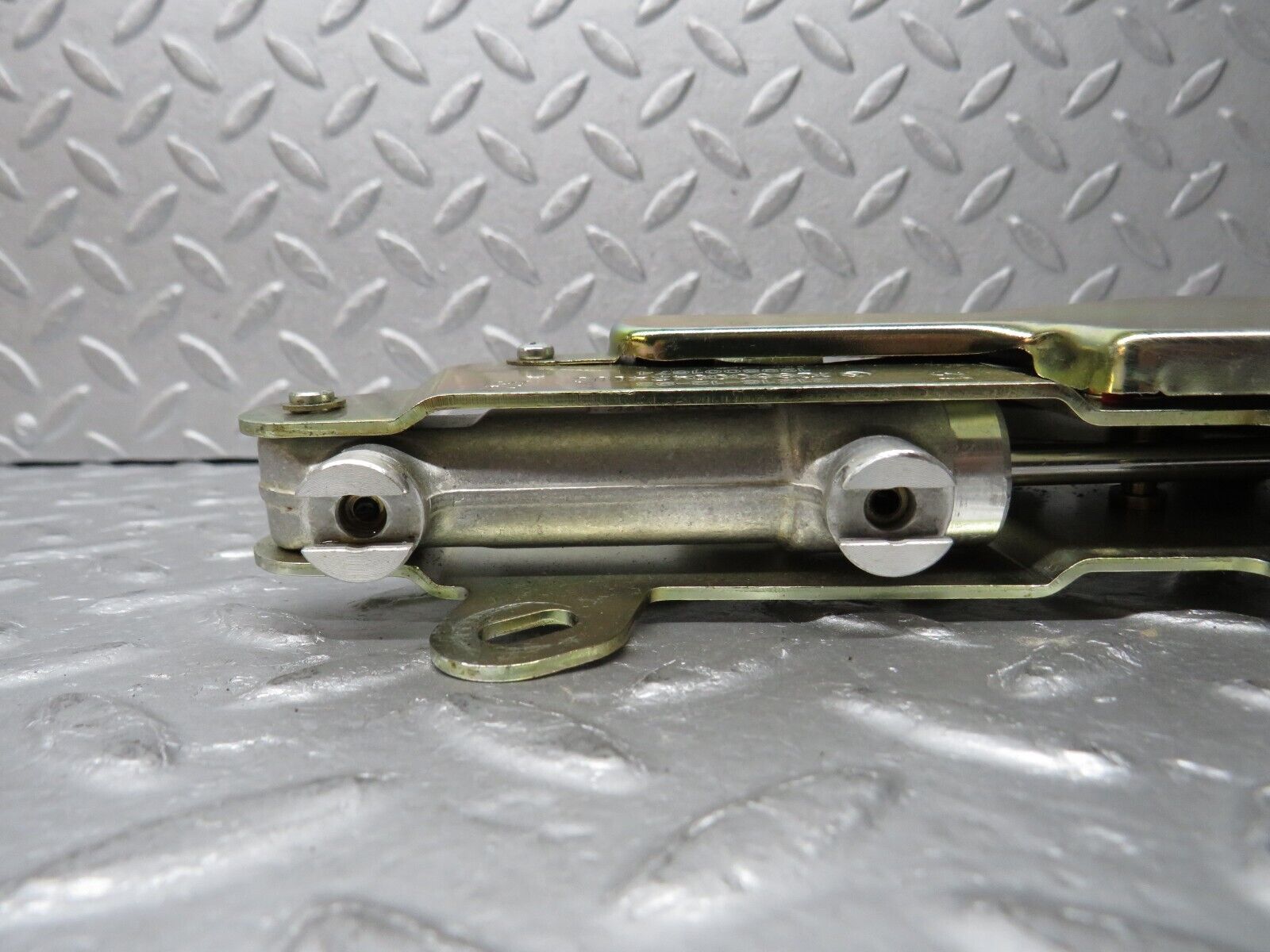 38351 Mercedes-Benz R129 280SL Coupe Roof Lock Right Side 1298001674 1298000474