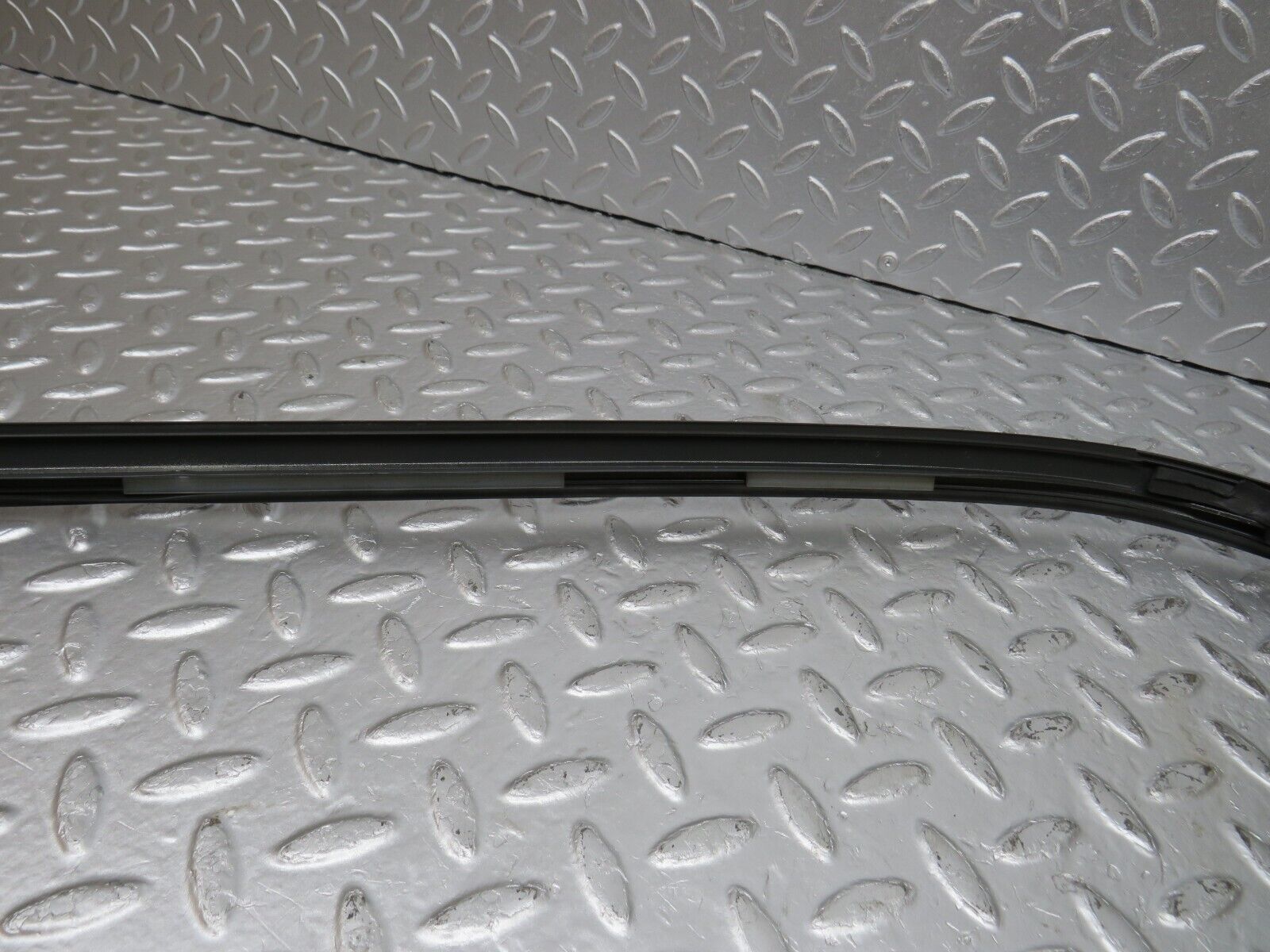 34237 Mercedes-Benz W124 260E Roof Chrome Trim Left Side 1246900397