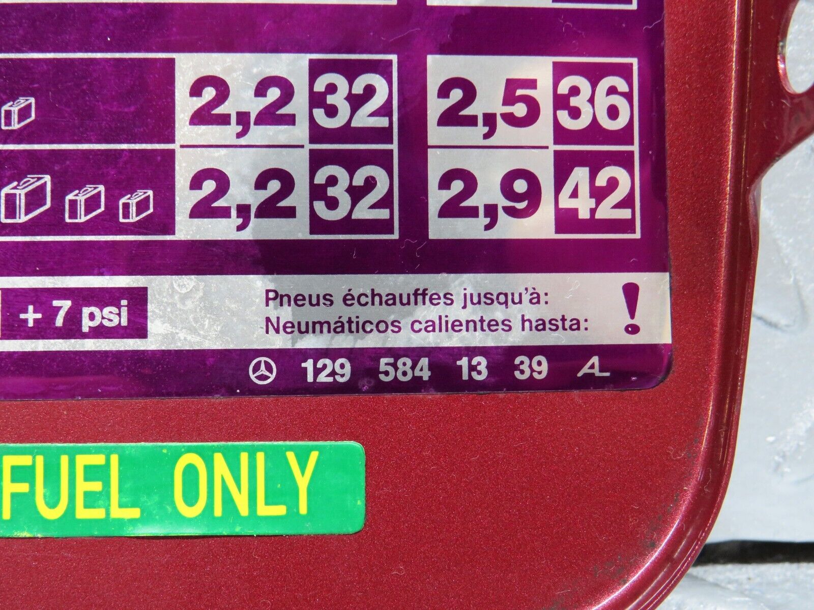 38245 Mercedes-Benz R129 280SL Coupe Fuel Tank Flap Cap 1295841339