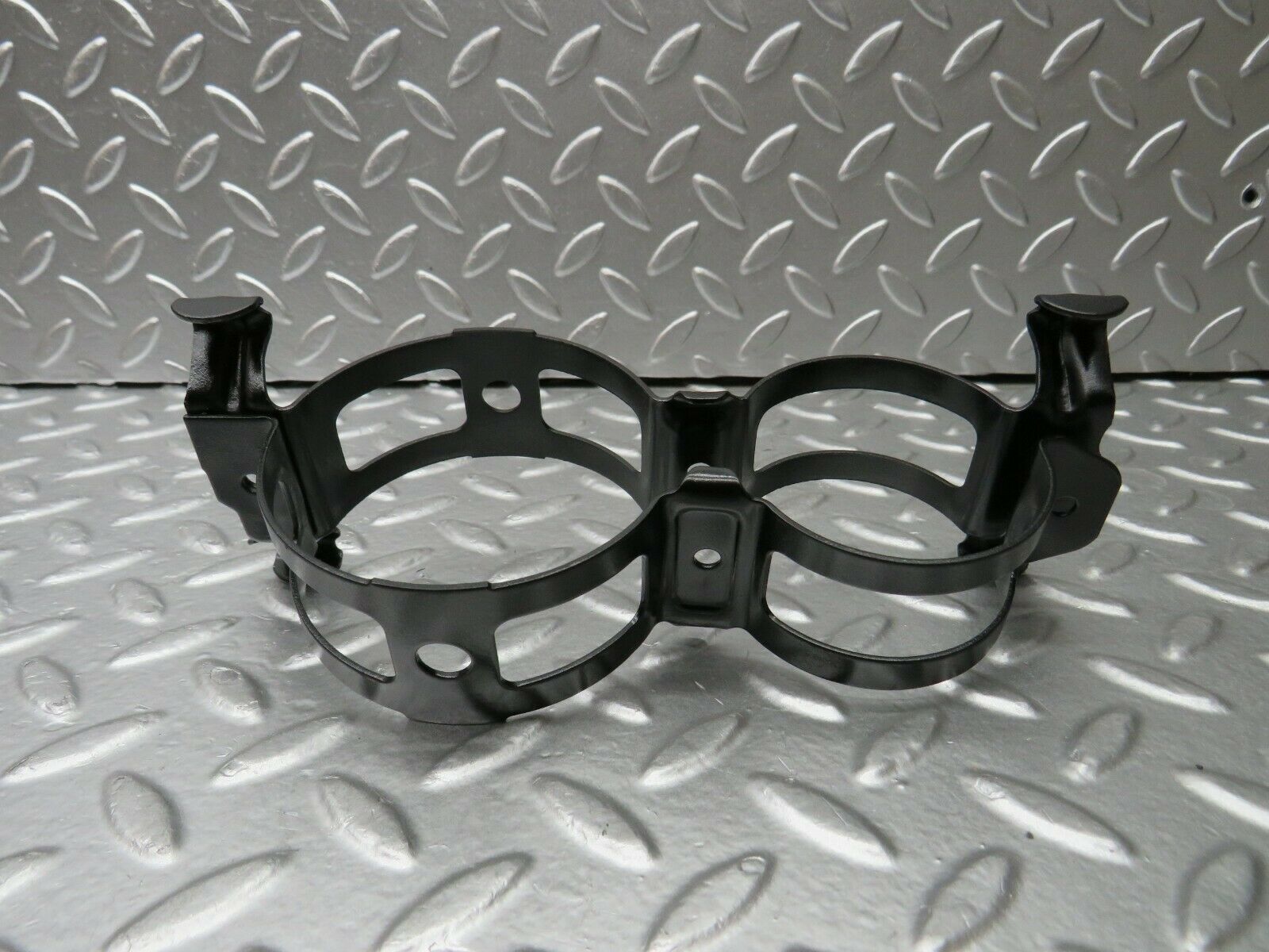 22430 Mercedes-Benz C124 E220 Coupe Fuel Pump Fuel Filter Bracket Holder