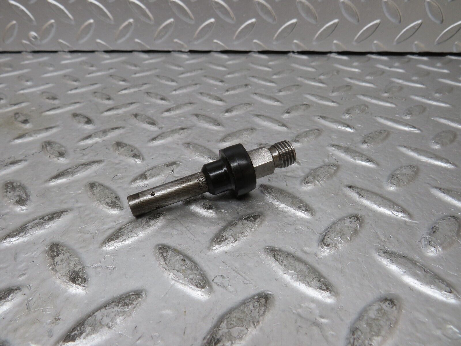 27424 Mercedes-Benz W123 280E Fuel Injector Bosch 0437502010