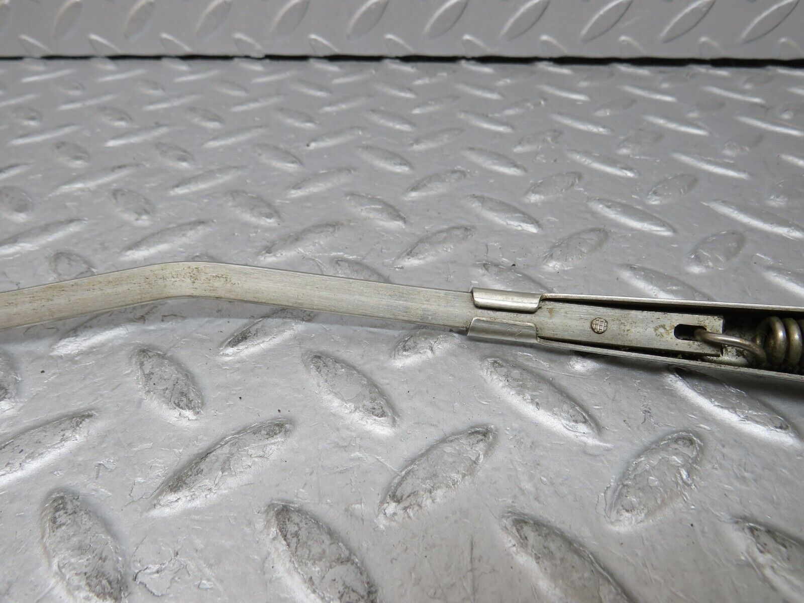 35742 Mercedes-Benz W108 Chrome Windscreen Wiper Arm Right