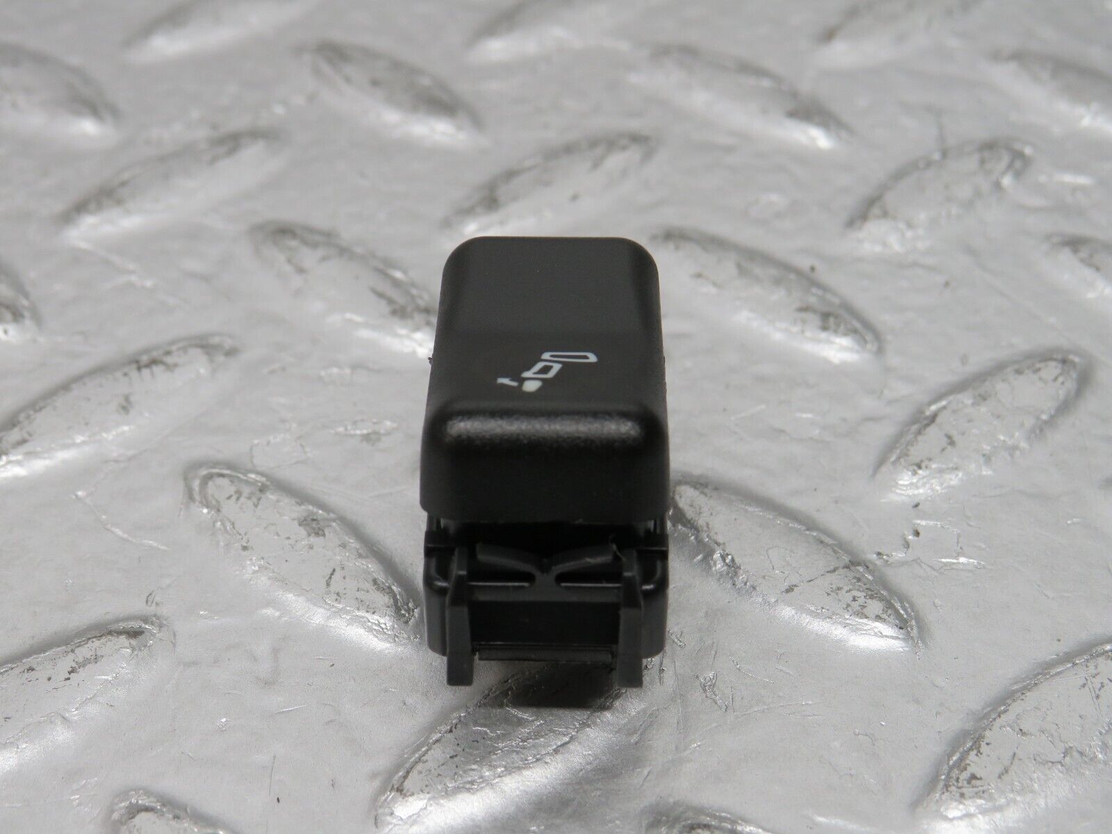 29526 Mercedes-Benz W124 230E Rear Headrest Release Control Switch