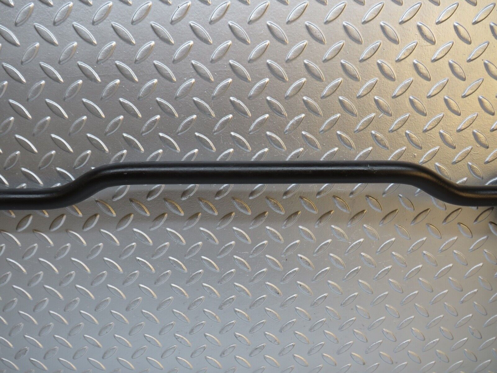 0383 Mercedes-Benz W108 280SE Torsion Bar 1083230965