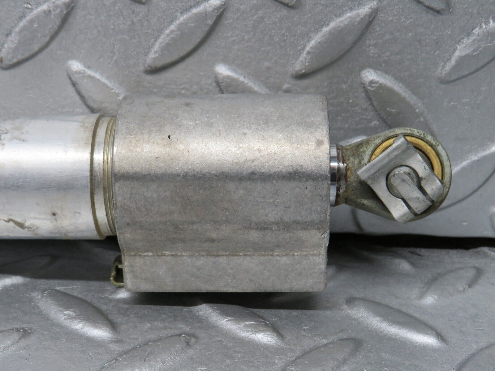 38630 Mercedes-Benz R129 280SL Coupe Roof Folding Lift Cylinder 1298000272