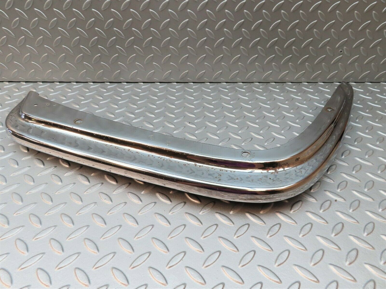 3473 Mercedes-Benz W108 280SE Front Right Upper Bumper Chrome