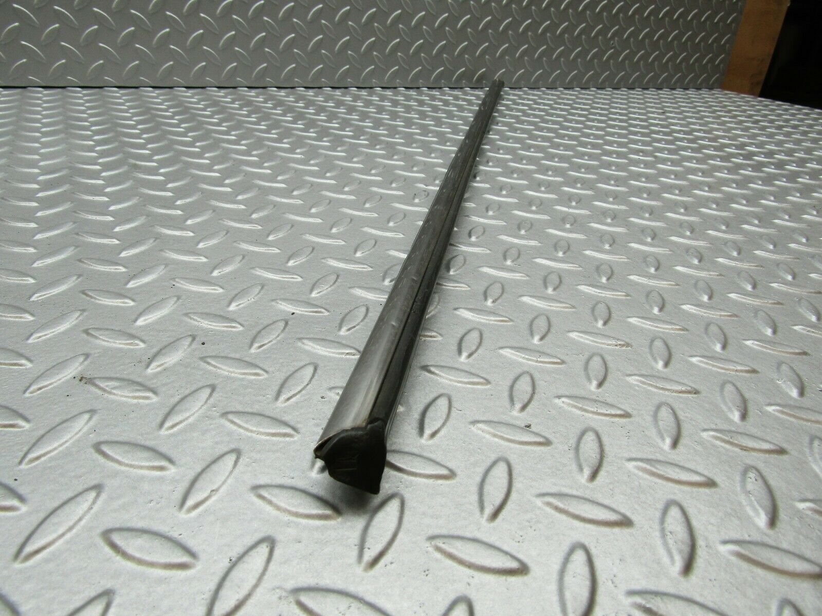 3336 Mercedes-Benz W115 220D Centre Door Chrome Trim Rear Left