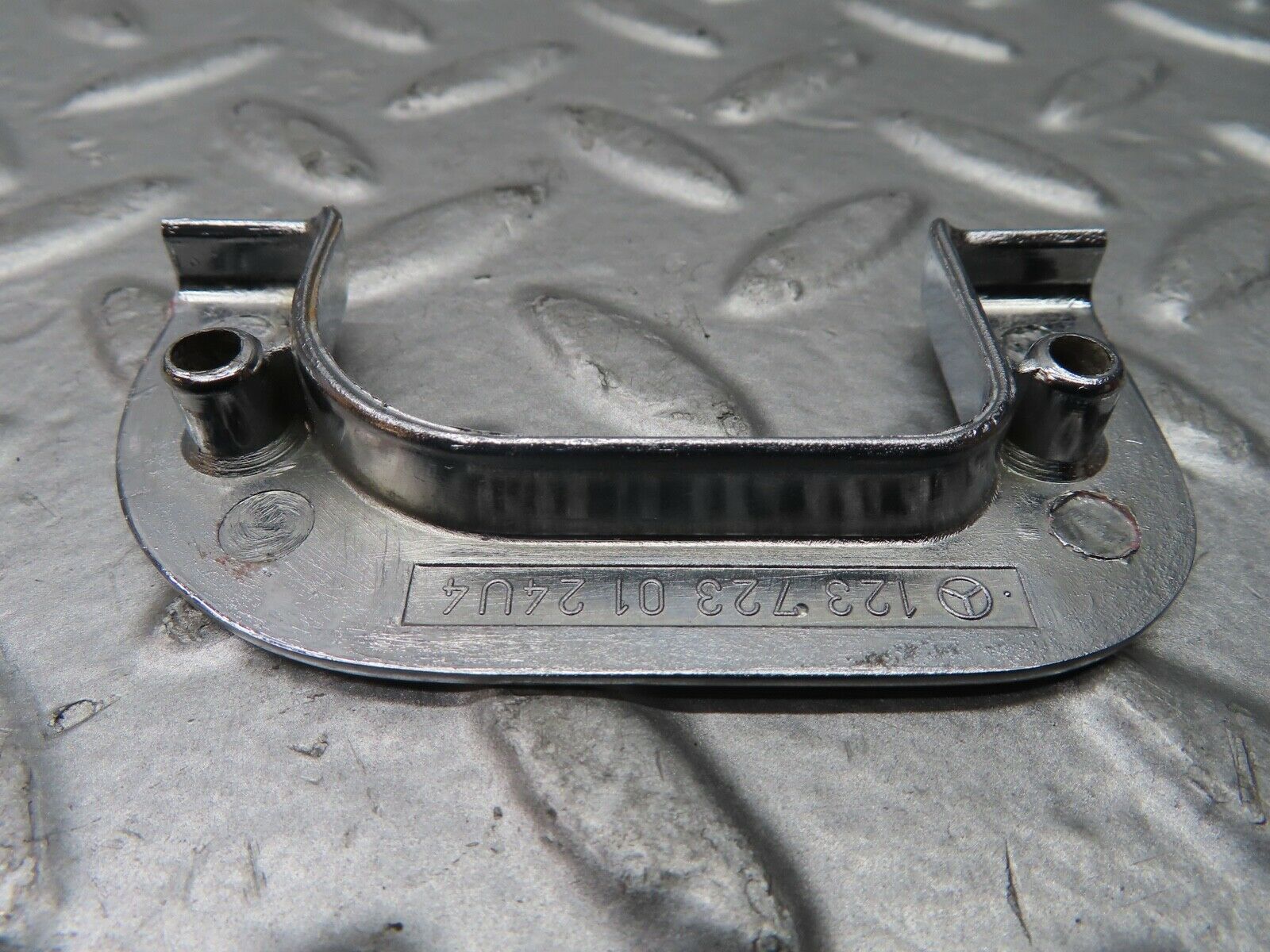 21491 Mercedes-Benz W126 300SE Left Chrome Door Latch Trim 1237230124