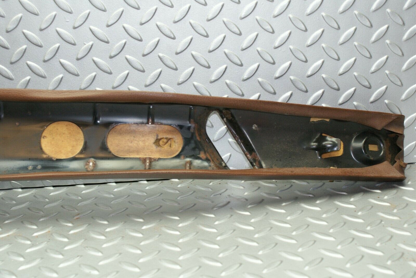 2698 Mercedes-Benz W116 350SE B Pillar Cover Left Side Brown